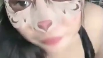 Arini Cantik Toge Pamer Selangkangan Live