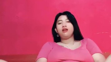 Mbak Anasta Lepas CD Ngangkang Omek Pake Botol di HOT51