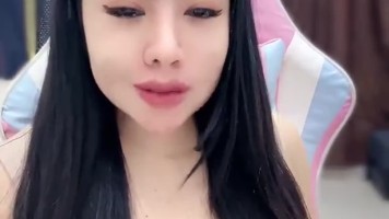 Anggun Versi Full Muka Pamer Tubuh Sexy Gini HOT51