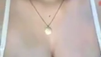 Dj Joice Cantik Banget Saat Lagi Live