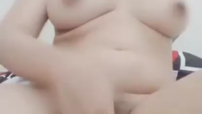 Jilbab Baju Merah Toge Colok Meki